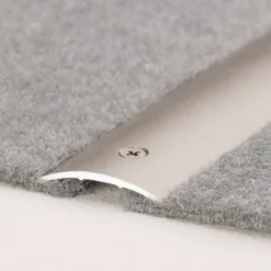 Übergangsprofil für textile Bodenbeläge / Laminat und Multilayer