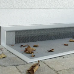 Insektenschutz für Ihren Kellerlichtschacht