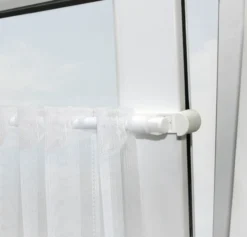 Klemmträger für Vitragestangen und Caféhausstangen