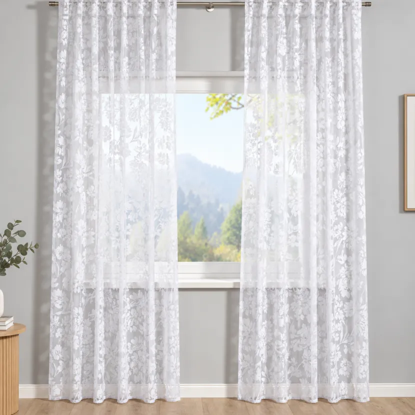 Luftige Eleganz mit floralem Charme